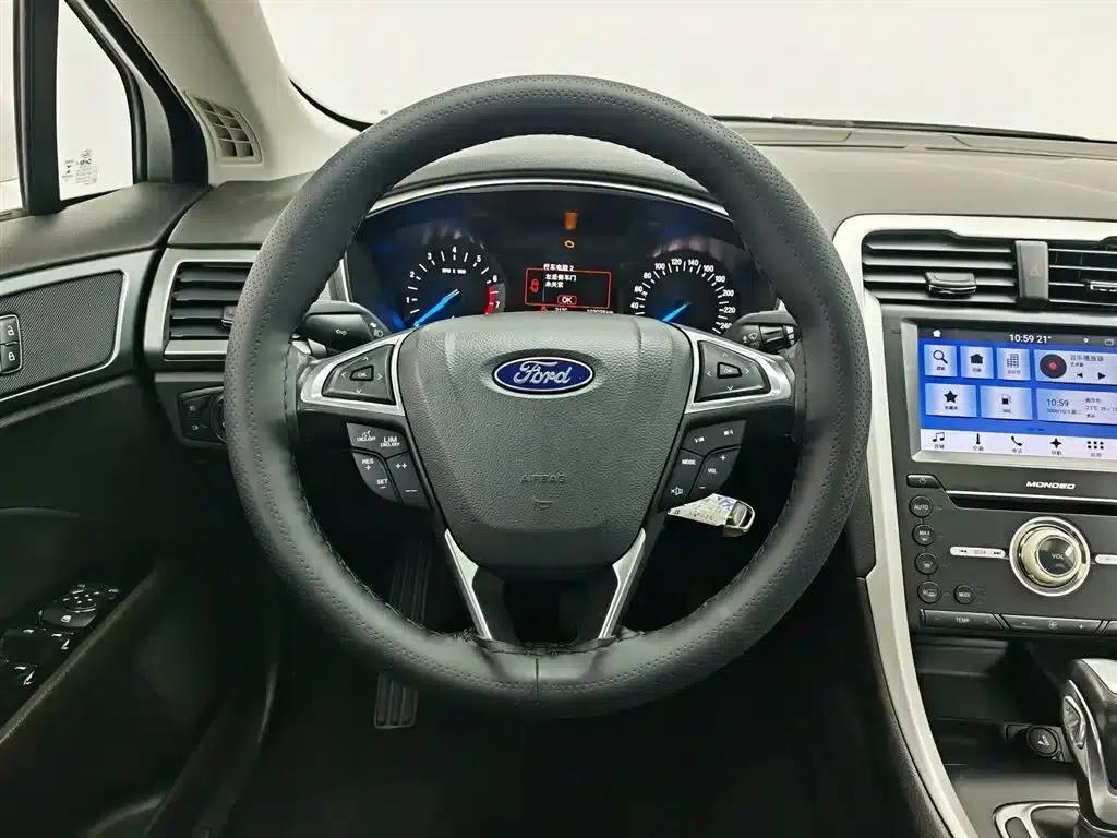 2013 Ford Mondeo 1.5L GTDi180 Fashion Edition — миниатюра 11
