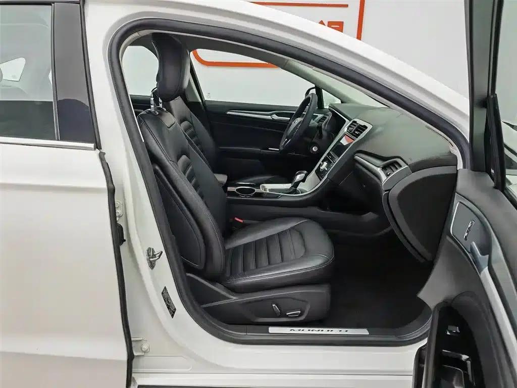 2013 Ford Mondeo 1.5L GTDi180 Fashion Edition — миниатюра 23
