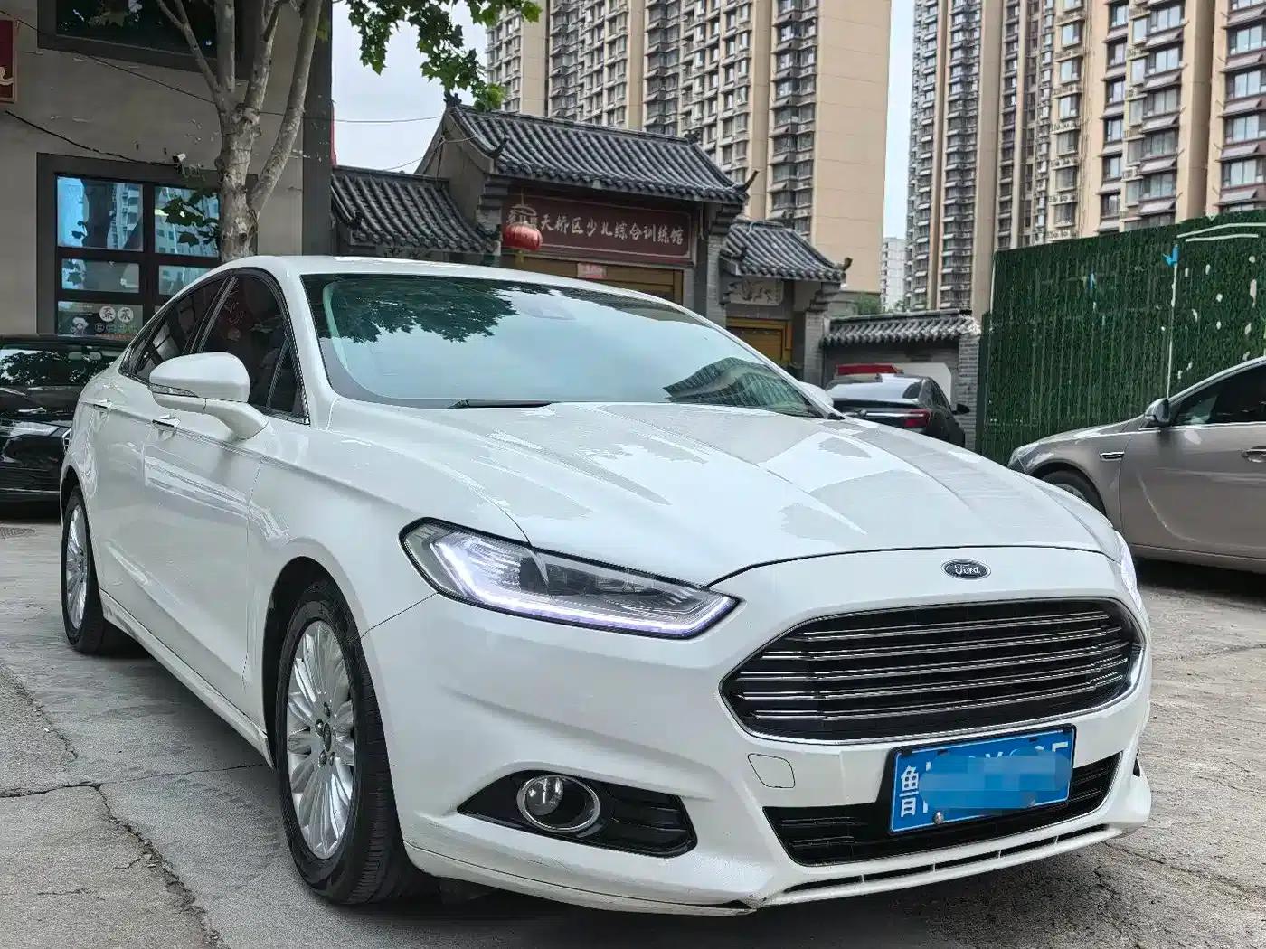 2013 Ford Mondeo 2.0L GTDi200 Luxury — миниатюра 3