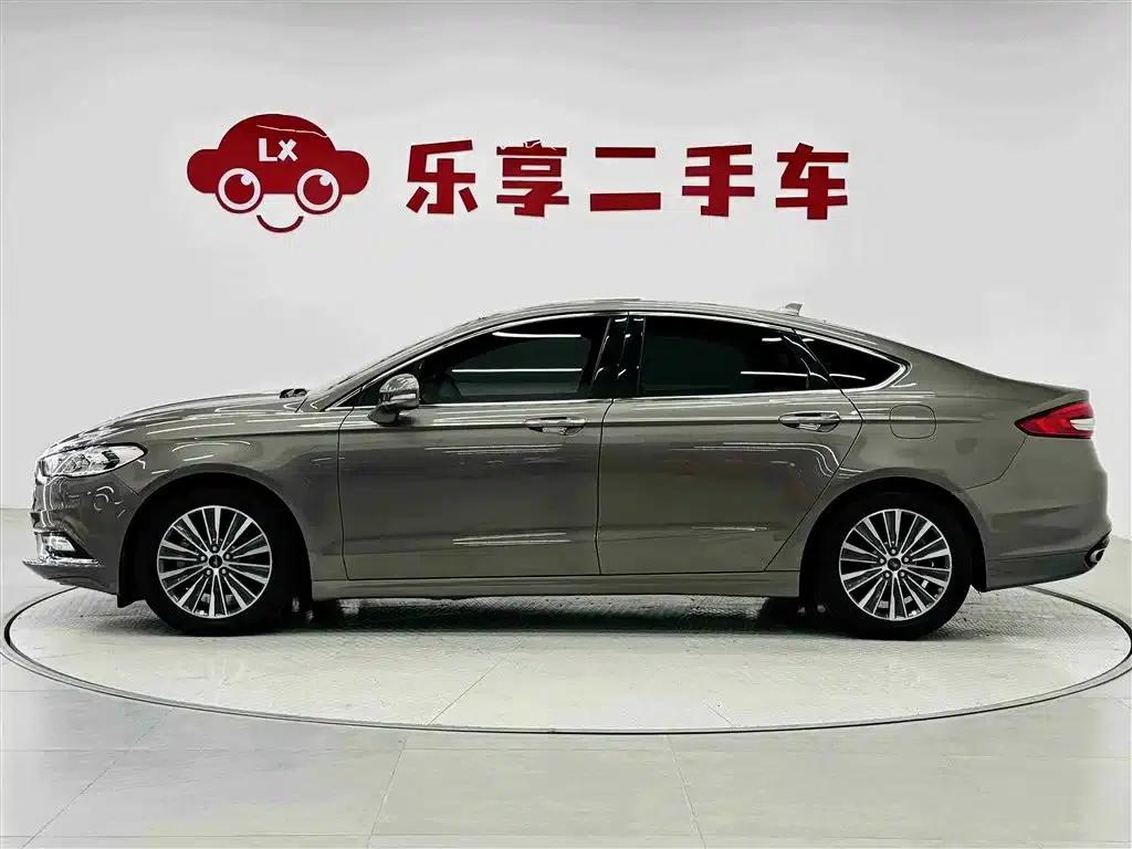 2017 Ford Mondeo EcoBoost 180 Luxury — миниатюра 2