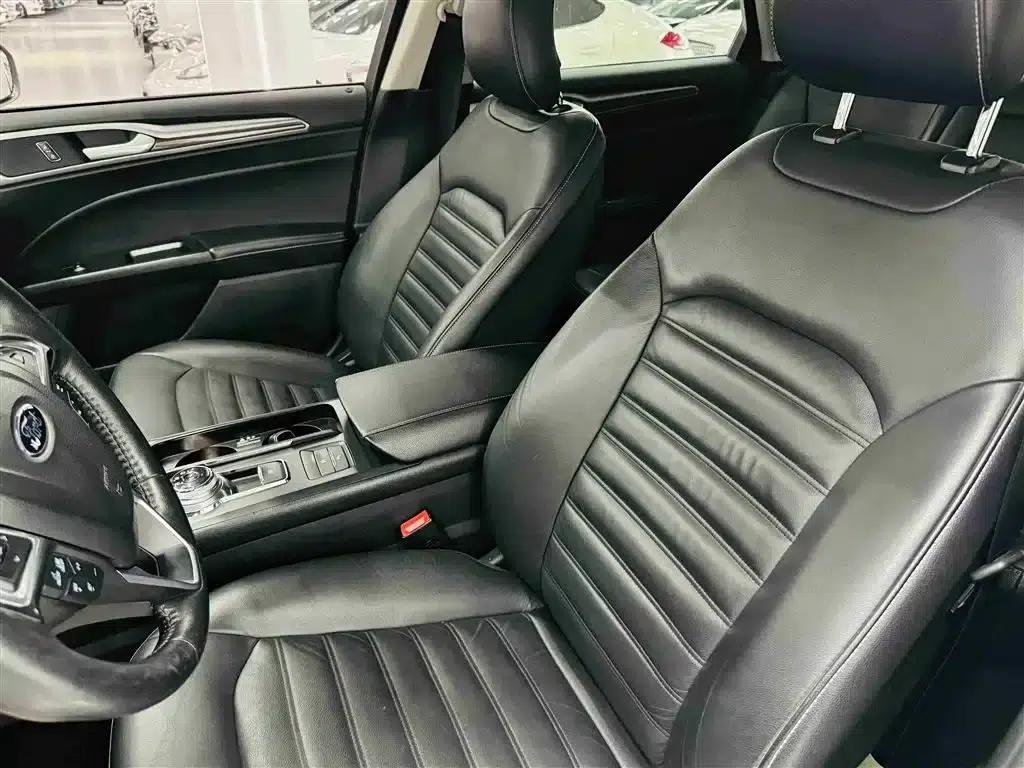 2017 Ford Mondeo EcoBoost 180 Luxury — миниатюра 12