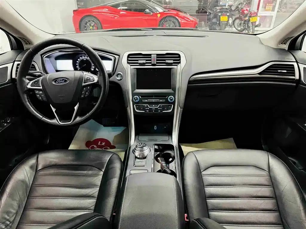 2017 Ford Mondeo EcoBoost 180 Luxury — миниатюра 20