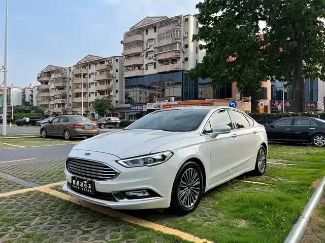 2017 Ford Mondeo EcoBoost 200 Luxury