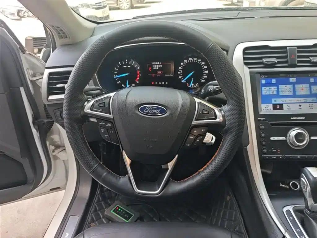 2013 Ford Mondeo 1.5L GTDi180 Fashion Edition — миниатюра 11
