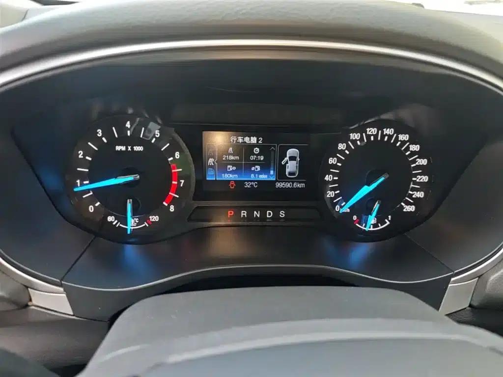 2013 Ford Mondeo 1.5L GTDi180 Fashion Edition — миниатюра 12