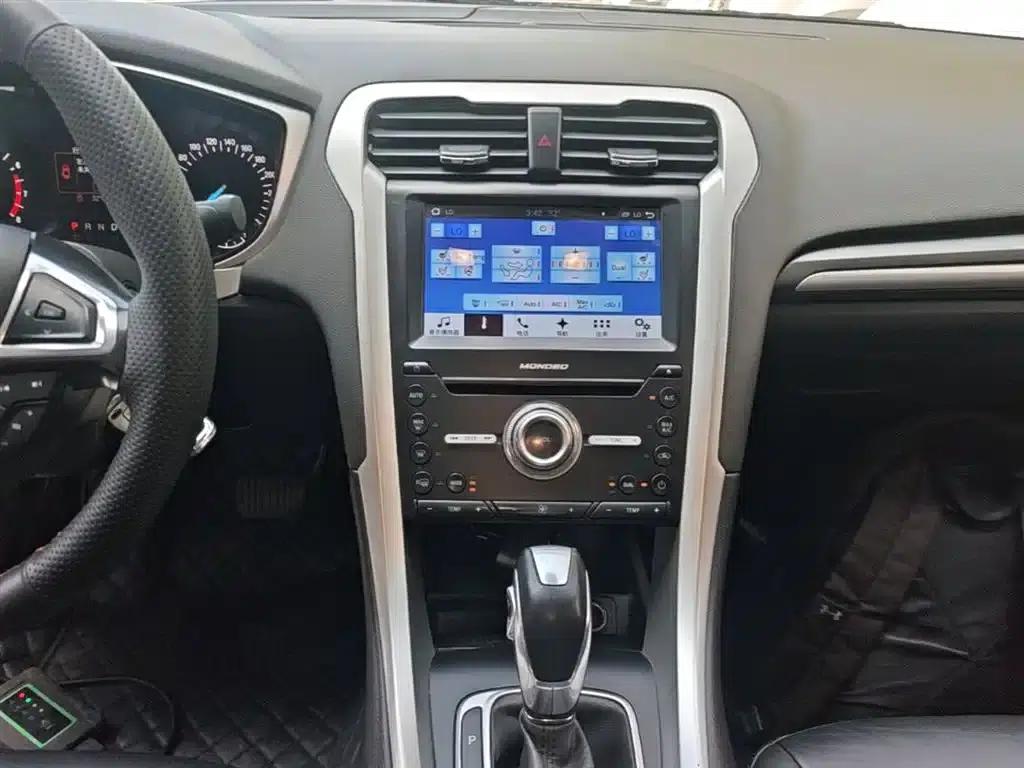 2013 Ford Mondeo 1.5L GTDi180 Fashion Edition — миниатюра 13