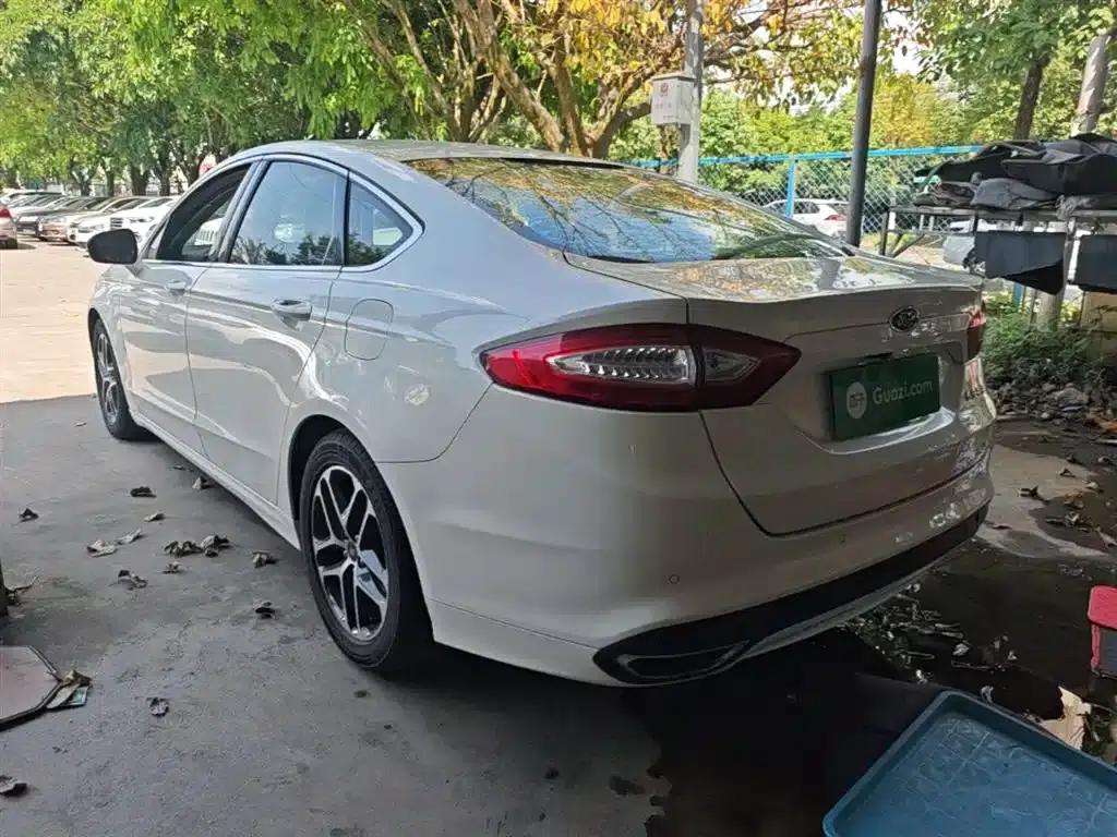 2013 Ford Mondeo 1.5L GTDi180 Fashion Edition — миниатюра 5