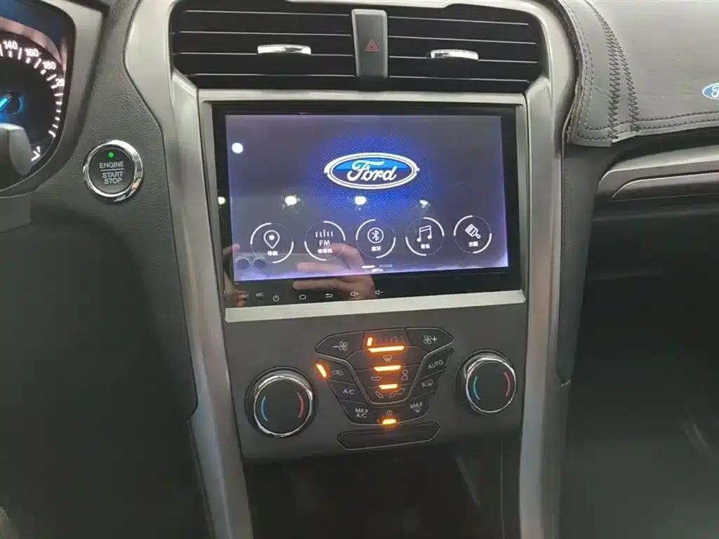 2017 Ford Mondeo EcoBoost 180 Fashion Edition — миниатюра 13