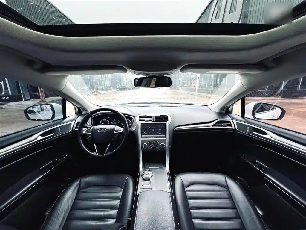 2017 Ford Mondeo EcoBoost 180 Fashion Edition — миниатюра 10