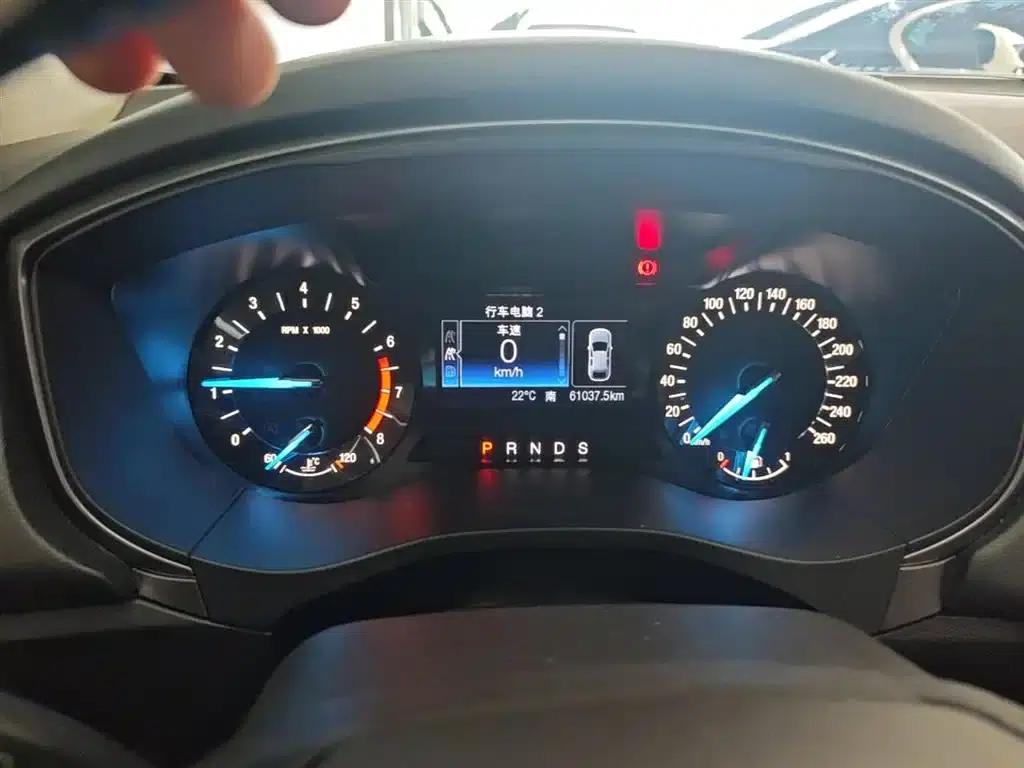 2020 Ford Mondeo EcoBoost 180 Fashion Edition — миниатюра 12