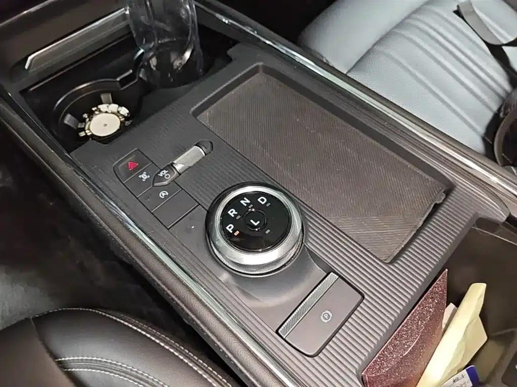 2025 Ford Mondeo 2.0T EcoBoost Luxury — миниатюра 14