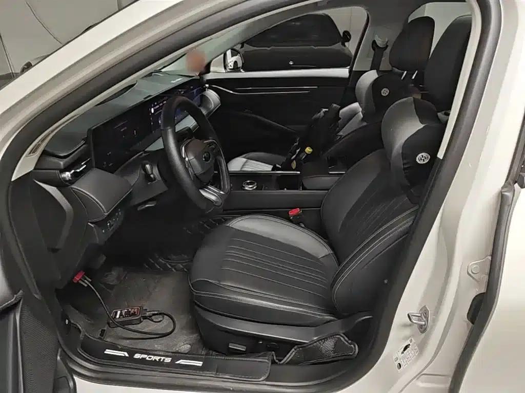 2025 Ford Mondeo 2.0T EcoBoost Luxury — миниатюра 15