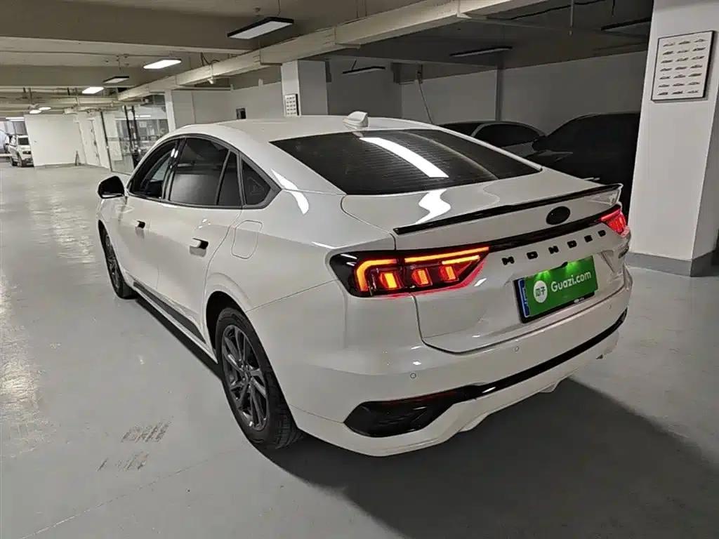 2025 Ford Mondeo 2.0T EcoBoost Luxury — миниатюра 5