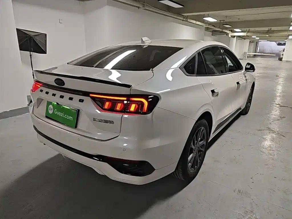 2025 Ford Mondeo 2.0T EcoBoost Luxury — миниатюра 7