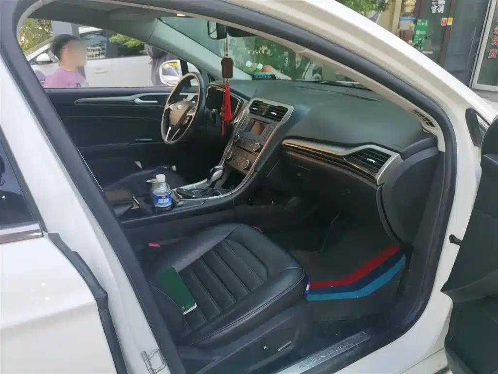 2013 Ford Mondeo 2.0L GTDi200 Fashion Edition — миниатюра 20