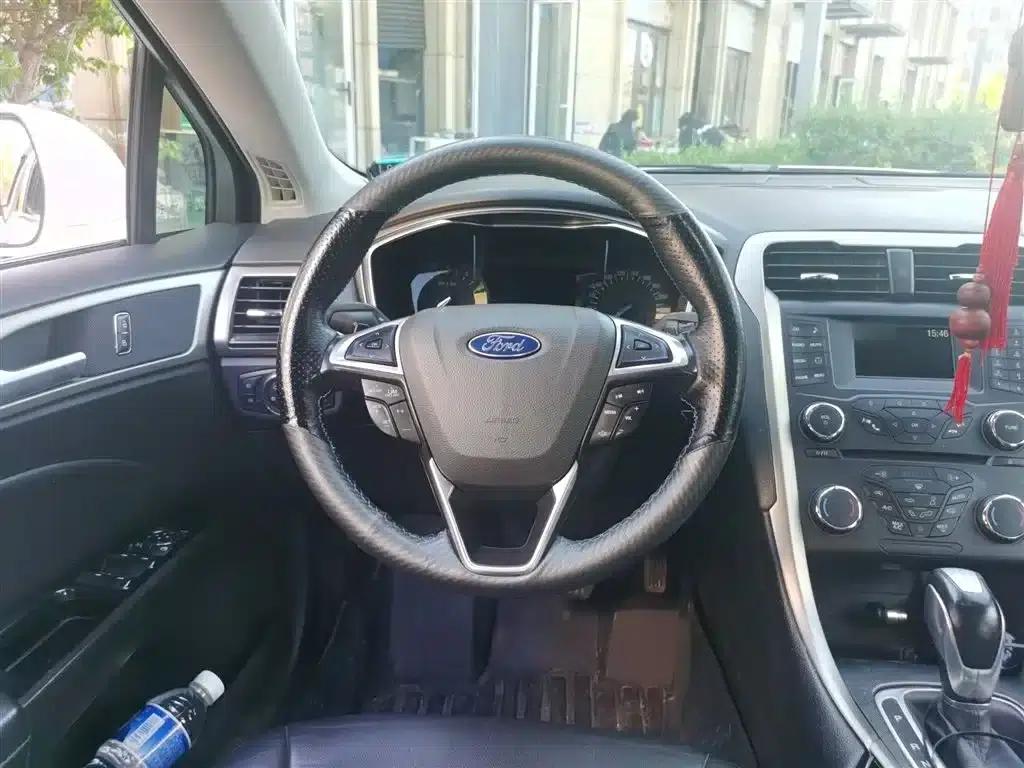 2013 Ford Mondeo 2.0L GTDi200 Fashion Edition — миниатюра 3