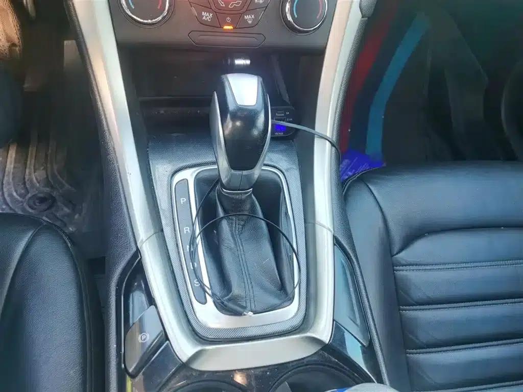 2013 Ford Mondeo 2.0L GTDi200 Fashion Edition — миниатюра 7