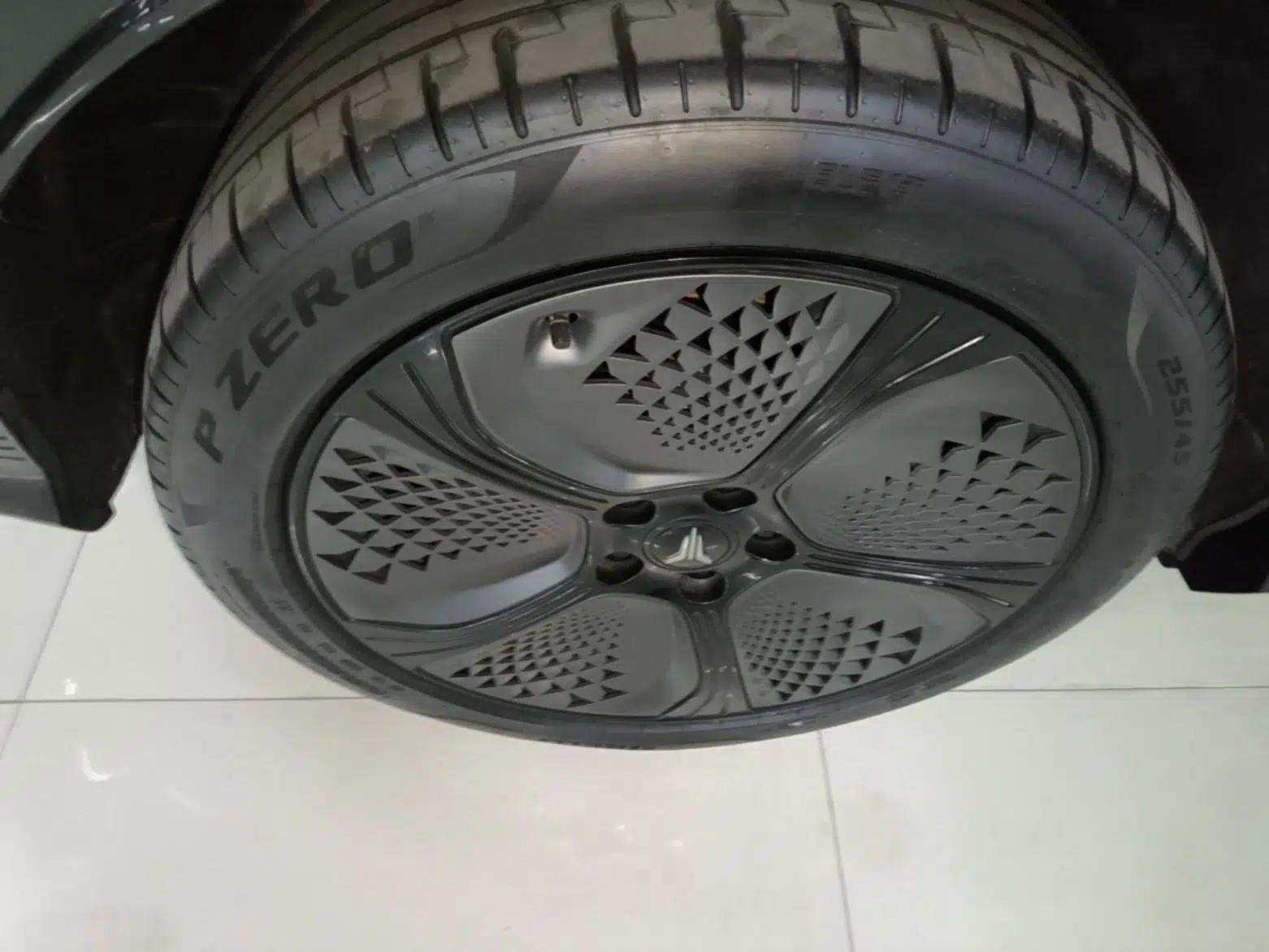 VOYAH COURAGE 2024 Four-Wheel Drive Global Edition — миниатюра 10