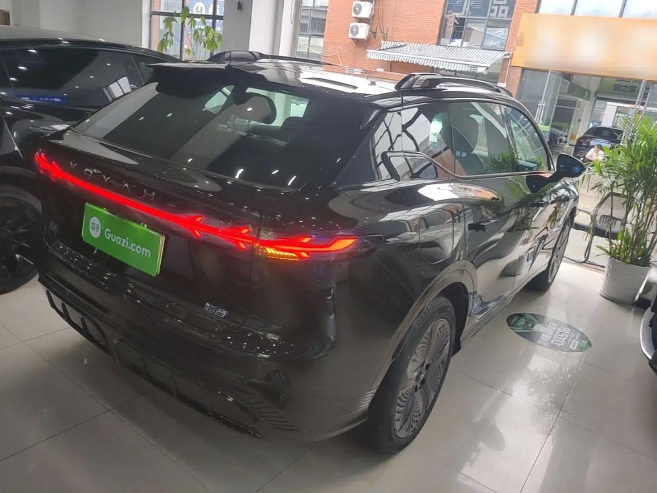 VOYAH COURAGE 2024 Four-Wheel Drive Global Edition — миниатюра 6