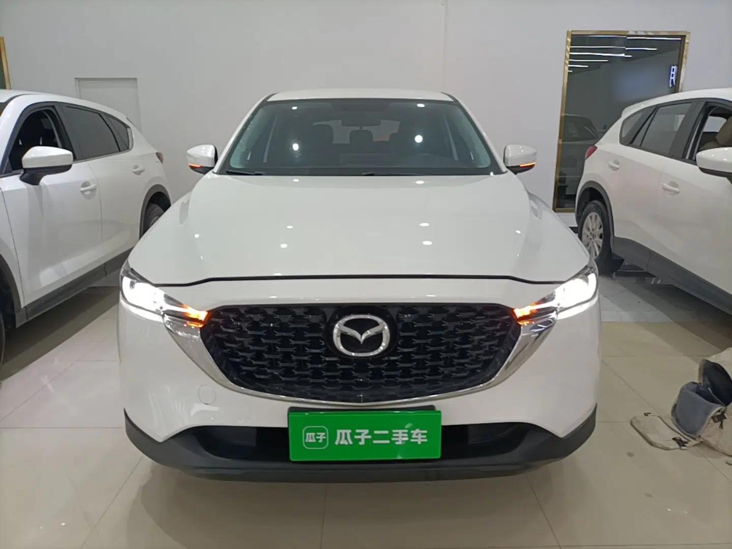Mazda CX-5 2024 2.0L Automatic Two-Wheel Drive Comfort Version — миниатюра 2