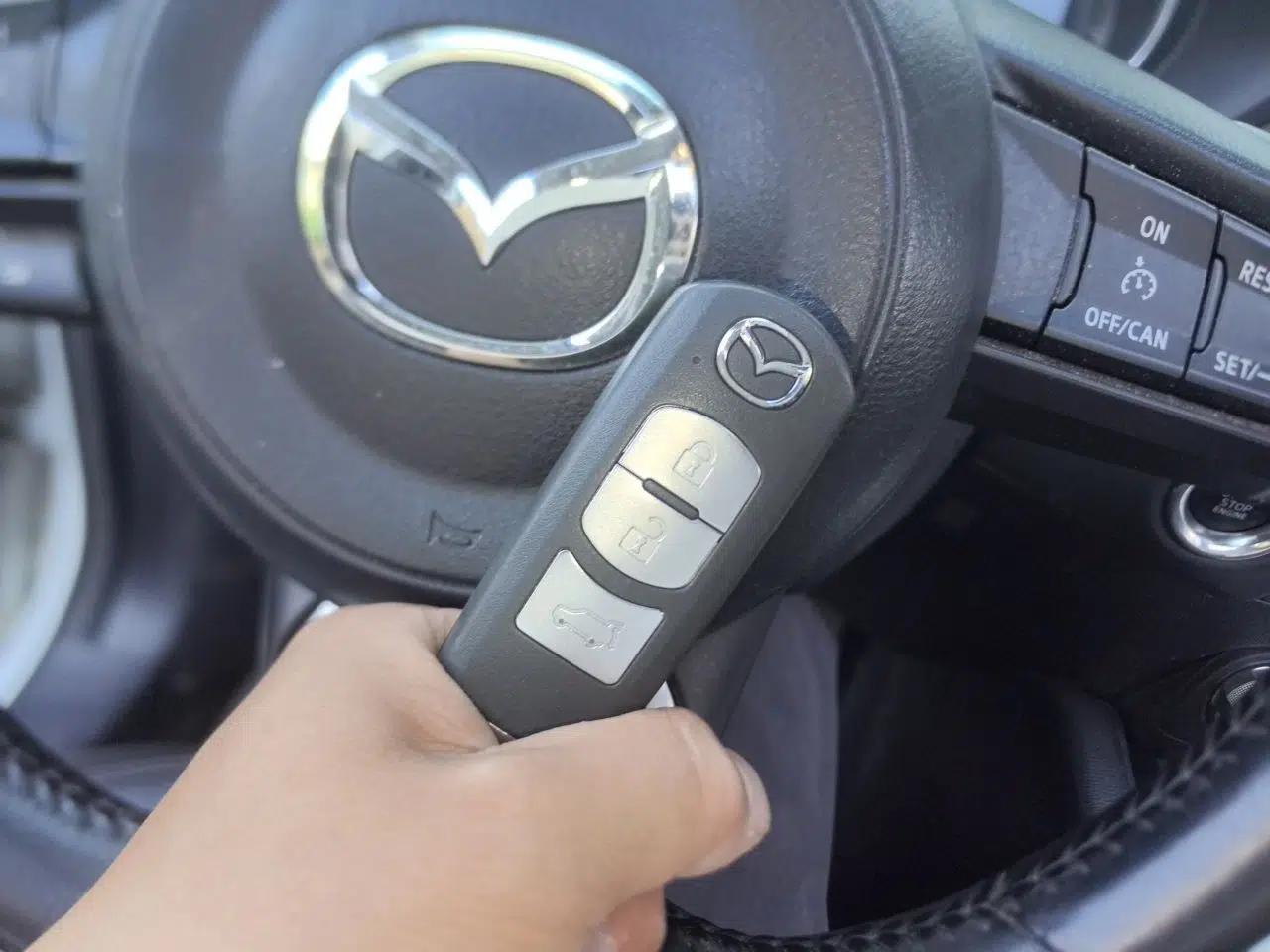 Mazda CX-5 2017 2.0L Automatic 2WD Smart Enjoyment Version China V Standard — миниатюра 9