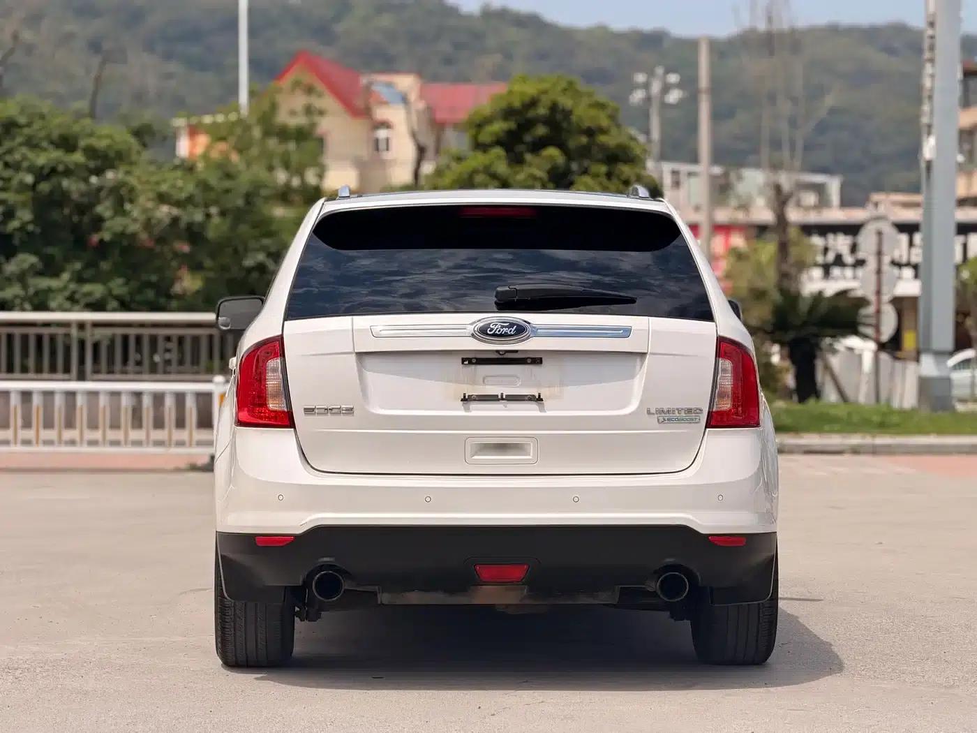 Ford Edge (Imported) 2012 2.0T Premium Edition — миниатюра 3