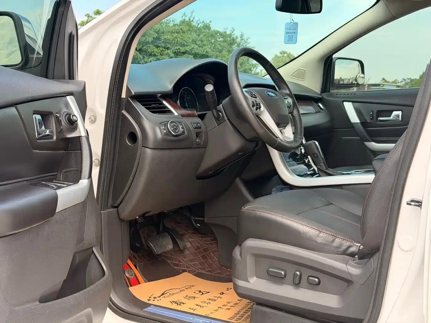 Ford Edge (Imported) 2012 2.0T Premium Edition — миниатюра 5
