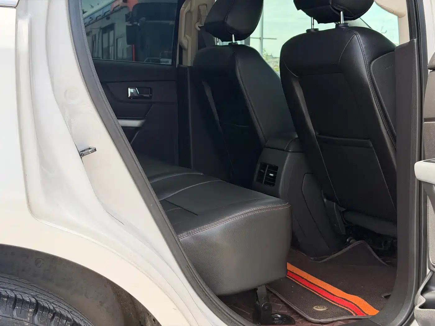 Ford Edge (Imported) 2012 2.0T Premium Edition — миниатюра 8