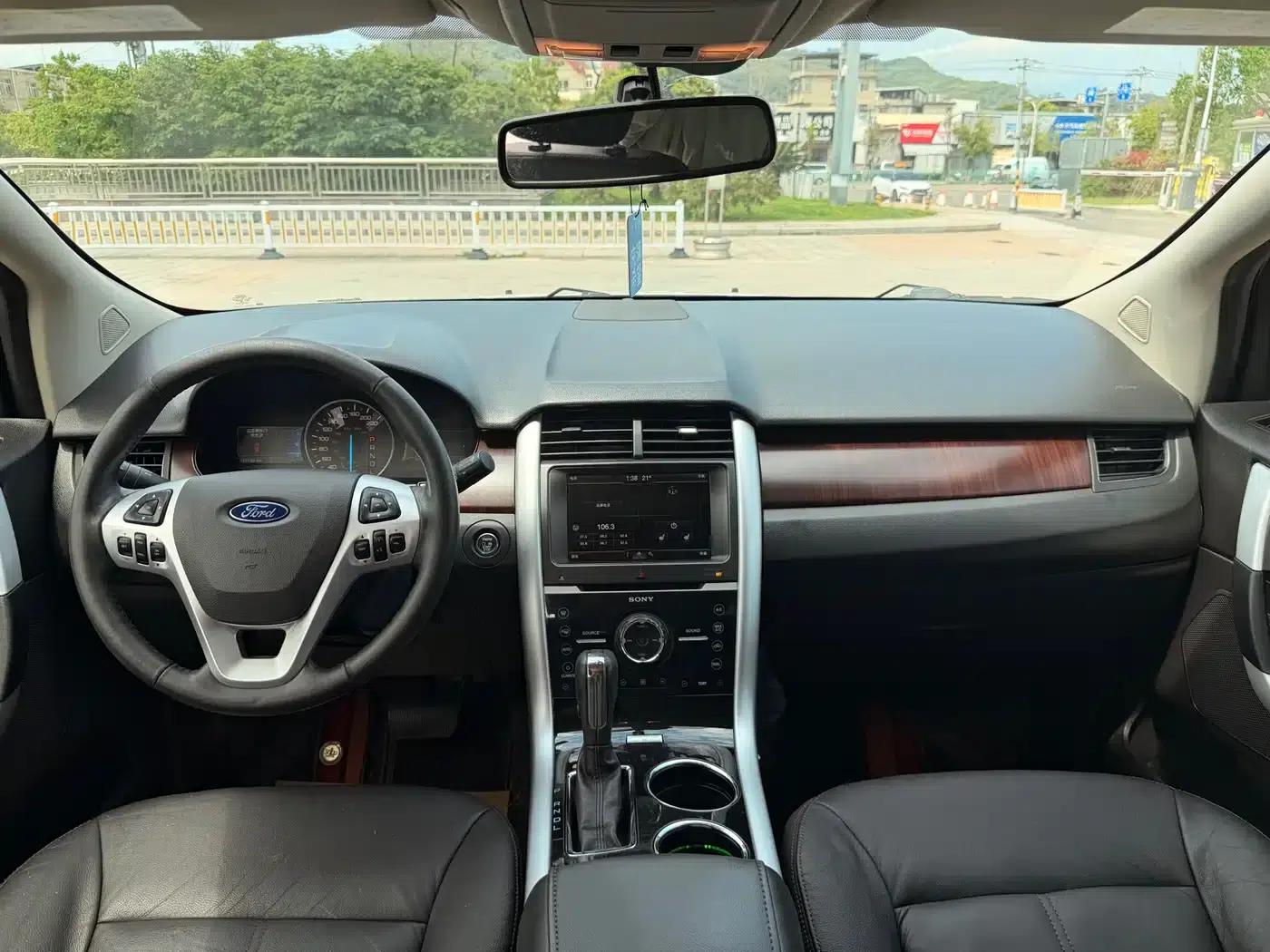 Ford Edge (Imported) 2012 2.0T Premium Edition — миниатюра 9