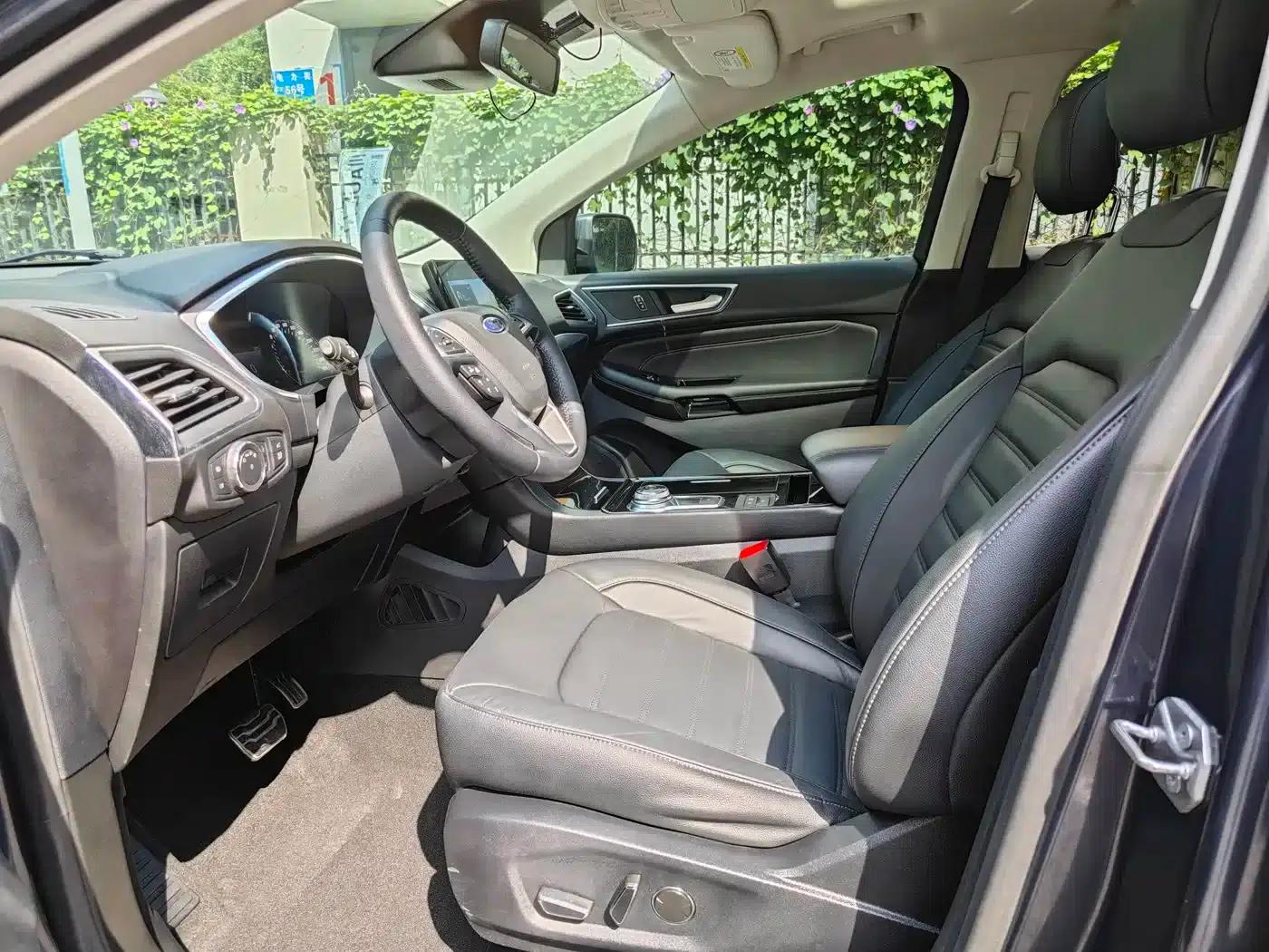 2020 Ford Edge EcoBoost 245 2WD Luxury 7-seater — миниатюра 12