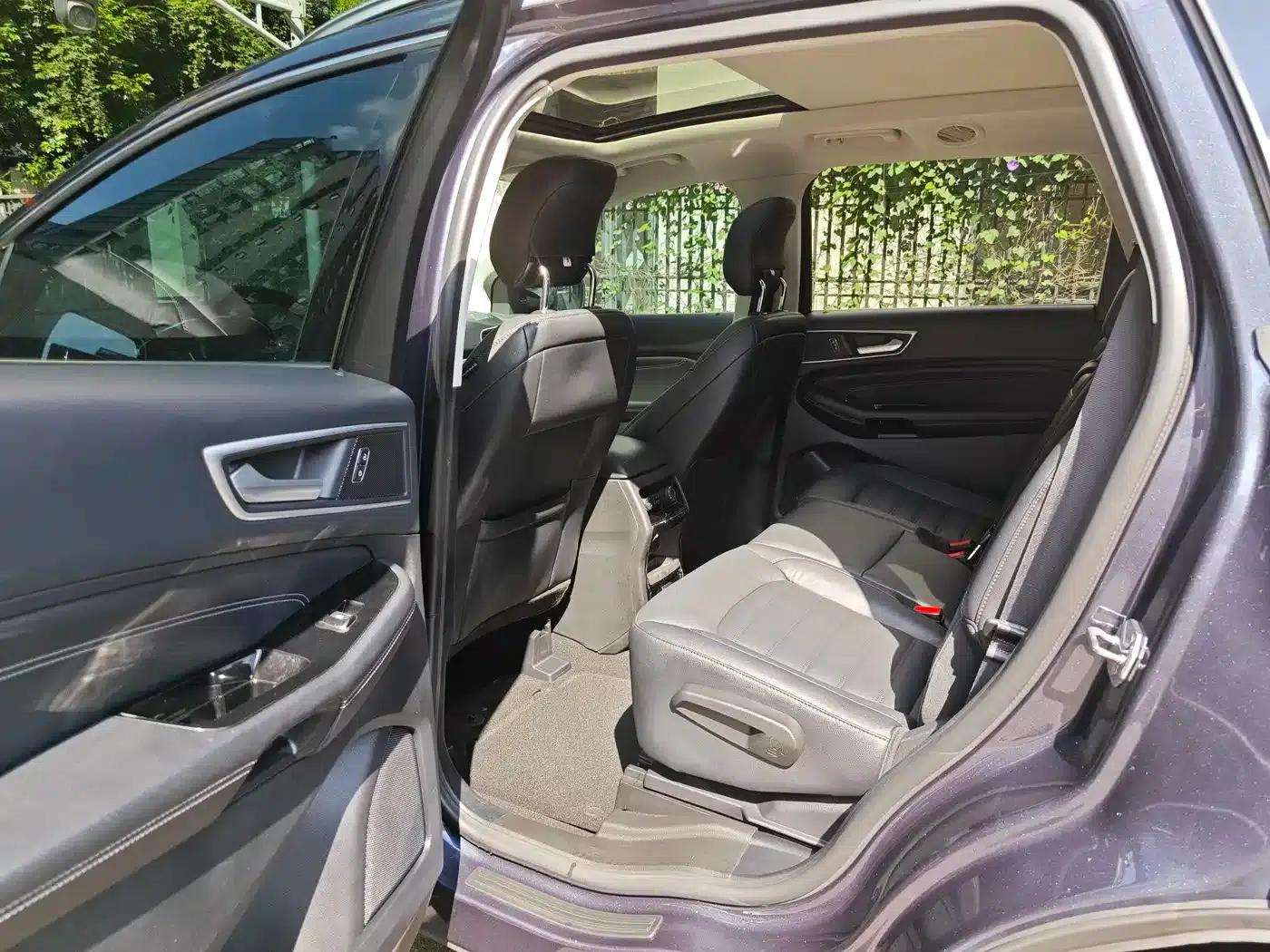 2020 Ford Edge EcoBoost 245 2WD Luxury 7-seater — миниатюра 13