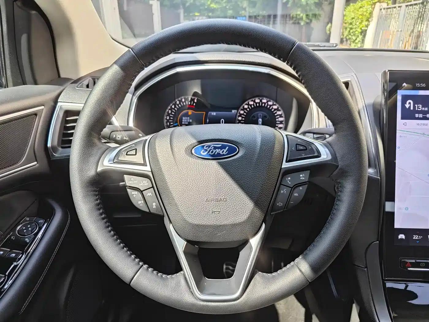2020 Ford Edge EcoBoost 245 2WD Luxury 7-seater — миниатюра 14