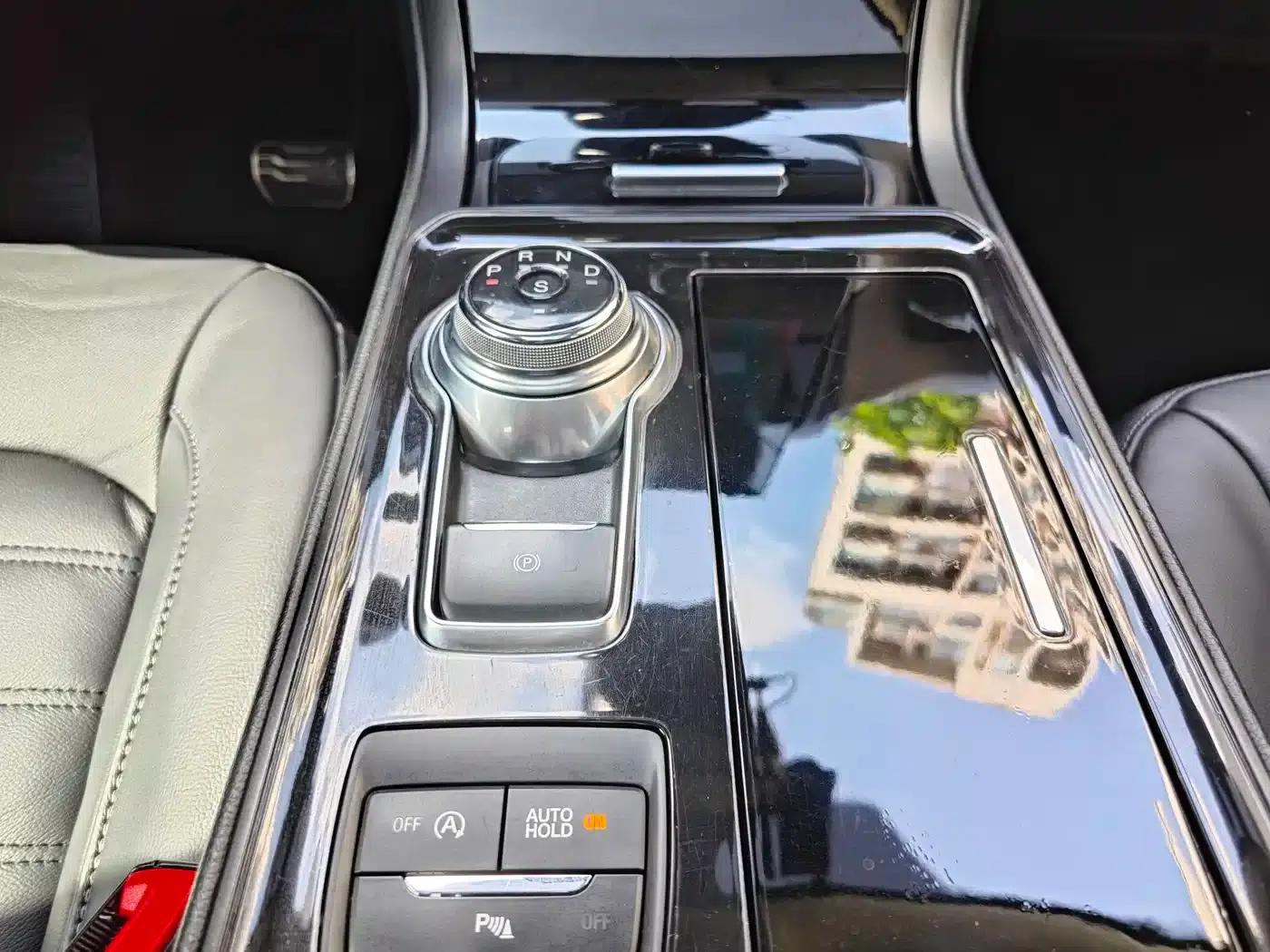 2020 Ford Edge EcoBoost 245 2WD Luxury 7-seater — миниатюра 16