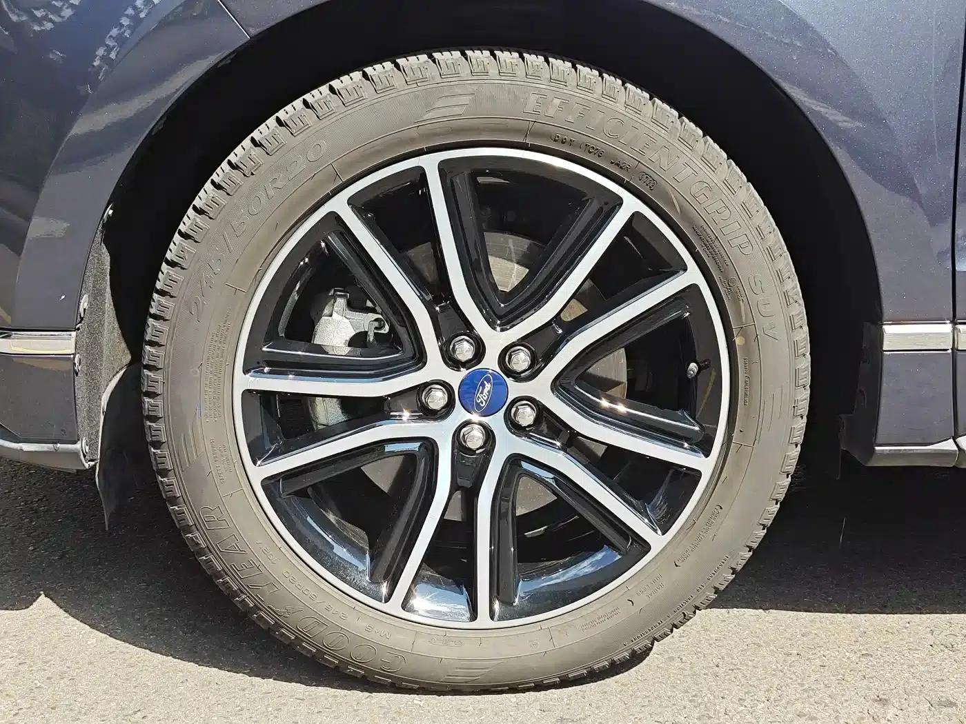 2020 Ford Edge EcoBoost 245 2WD Luxury 7-seater — миниатюра 17