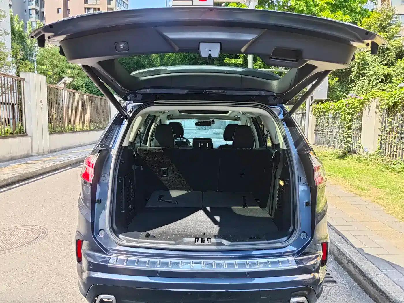 2020 Ford Edge EcoBoost 245 2WD Luxury 7-seater — миниатюра 6