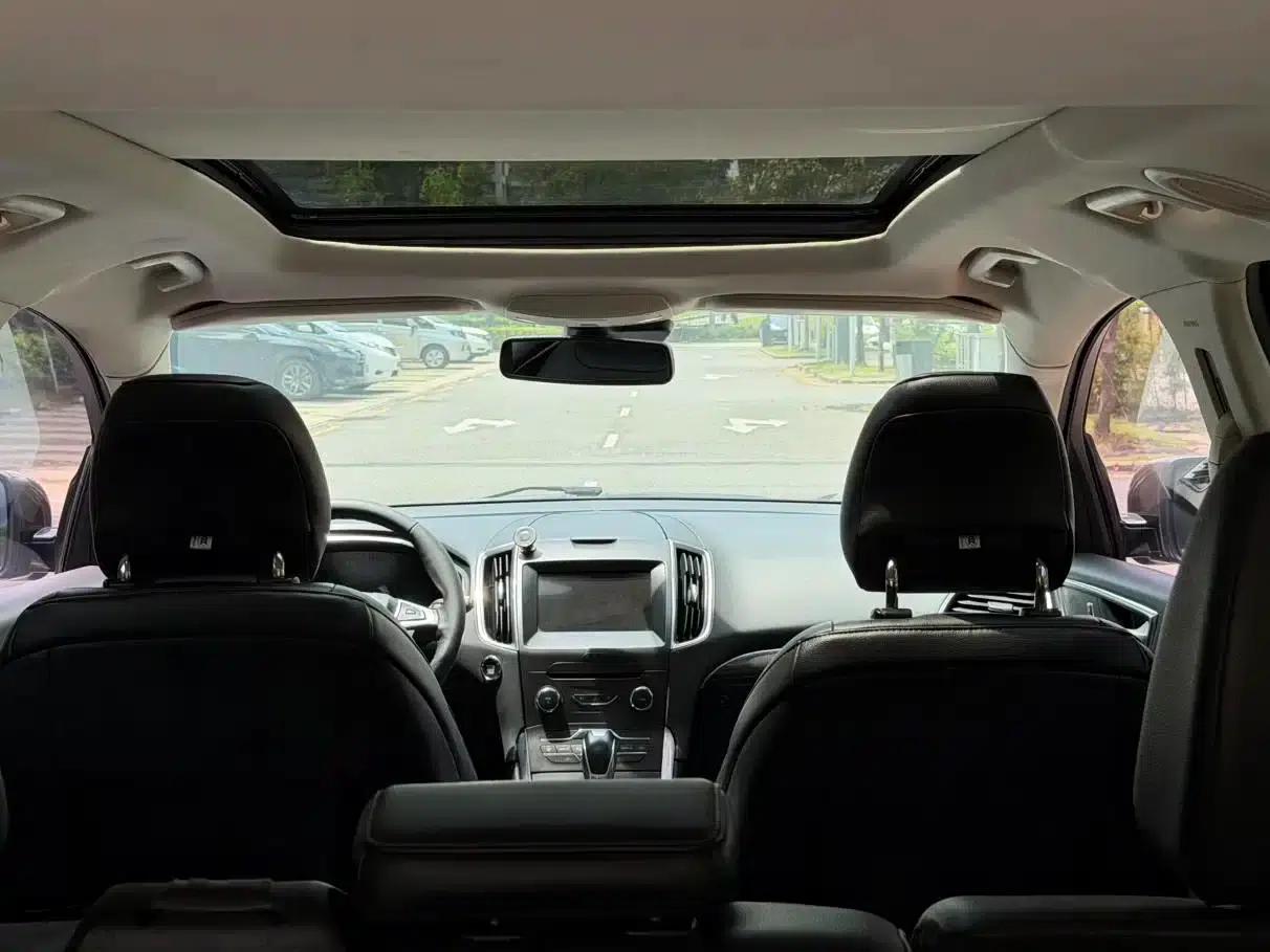 2016 Ford Edge EcoBoost 245 2WD Luxury 7-seater — миниатюра 8