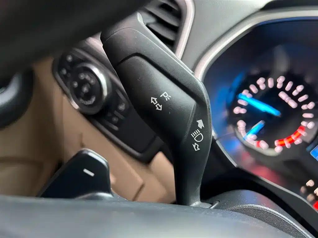 Edge 2015 2.0T GTDi 2WD Elite — миниатюра 15