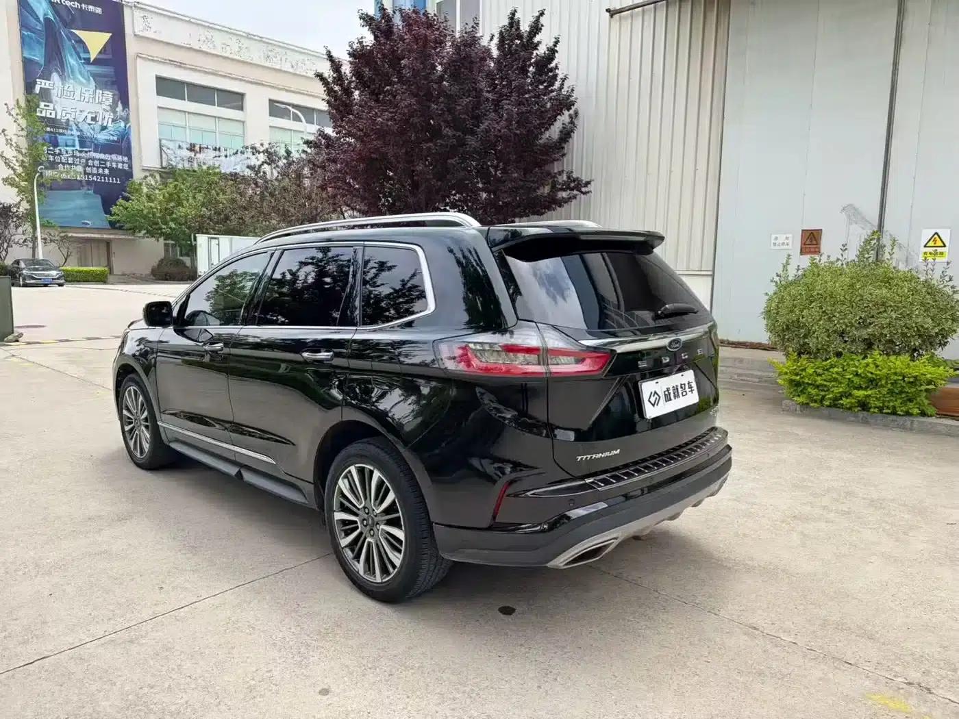 Edge 2021 PLUS EcoBoost 245 2WD Luxury 7-seater — миниатюра 8