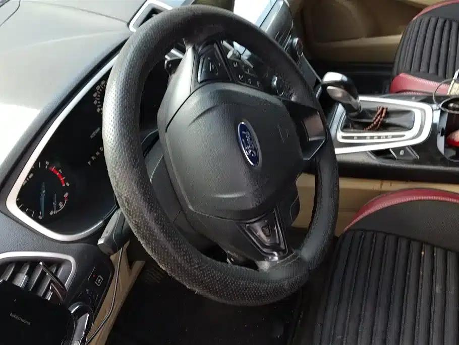 2016 Ford Edge EcoBoost 245 2WD Elite 5-seater — миниатюра 15