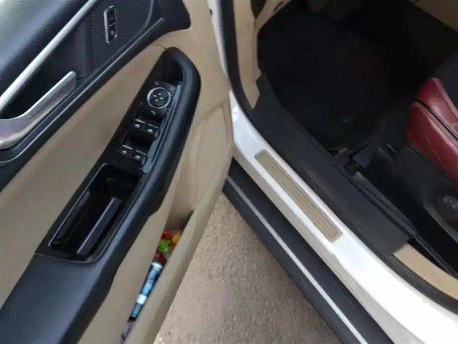 2016 Ford Edge EcoBoost 245 2WD Elite 5-seater — миниатюра 7
