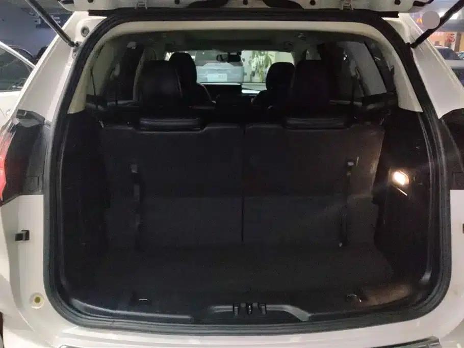Edge 2022 PLUS EcoBoost 245 AWD Platinum Edition 7-seater — миниатюра 4