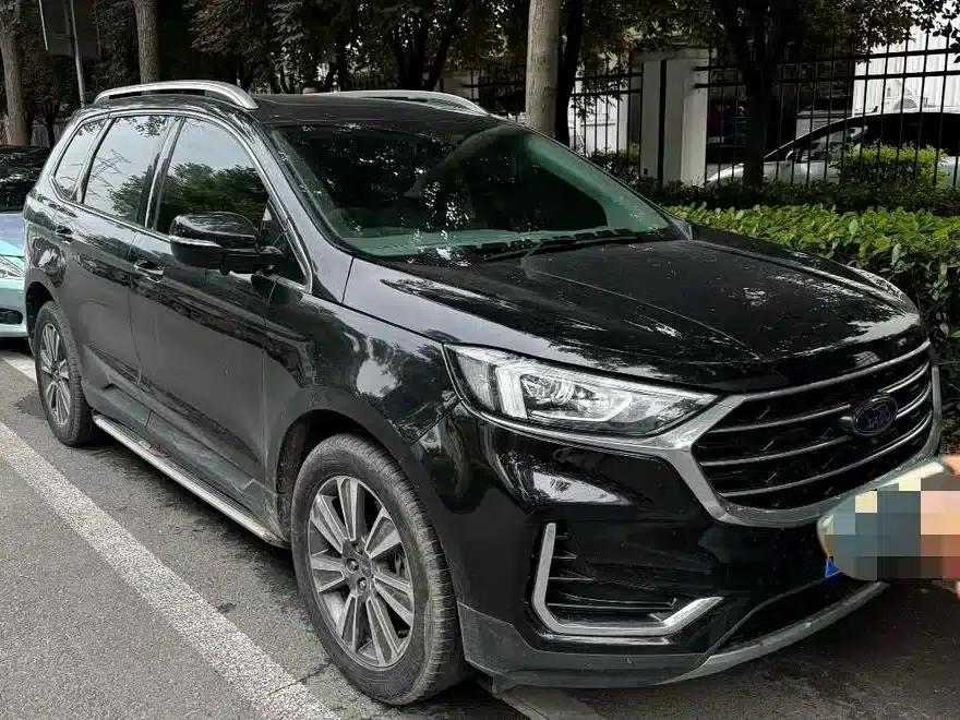 Edge 2022 PLUS EcoBoost 245 AWD Platinum Edition 7-seater — миниатюра 2