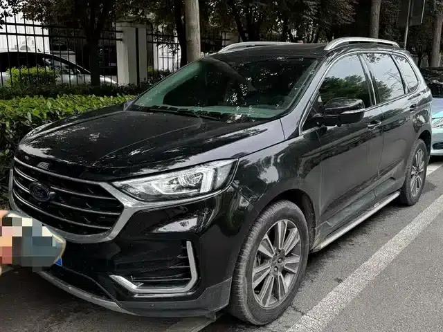 Edge 2022 PLUS EcoBoost 245 AWD Platinum Edition 7-seater