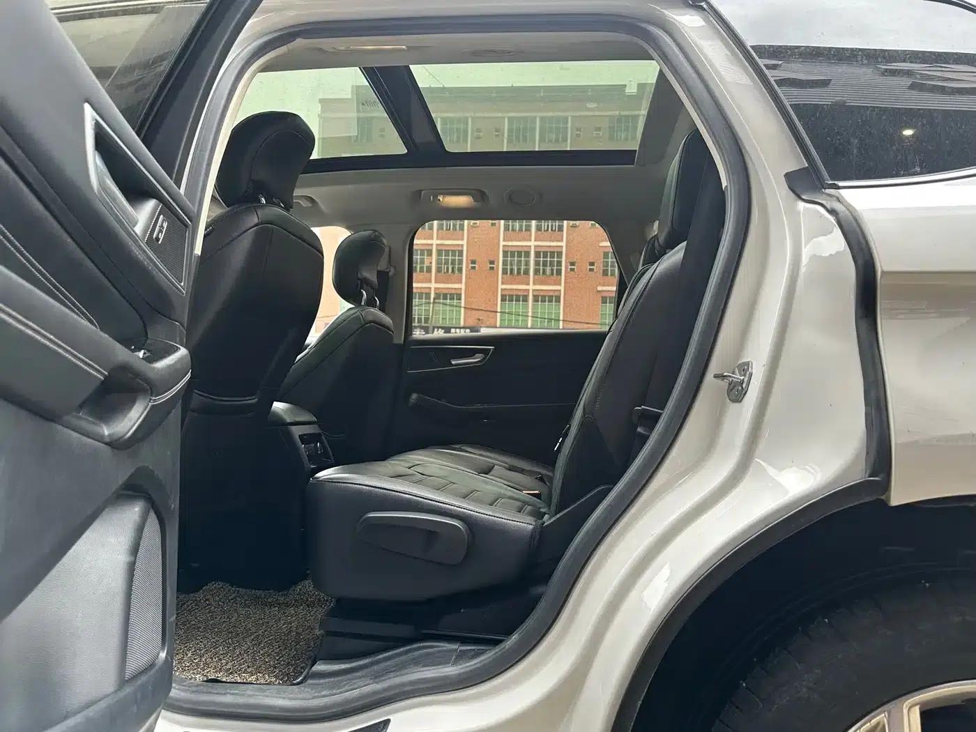 Edge 2018 EcoBoost 245 2WD Luxury 7-seater (National V Emission Standard) — миниатюра 8