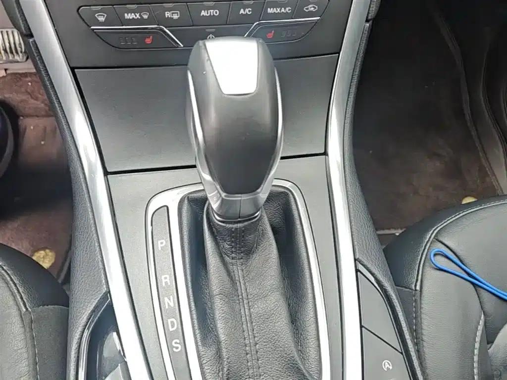 Edge 2018 EcoBoost 245 2WD Luxury 7-seater (National V Emission Standard) — миниатюра 14