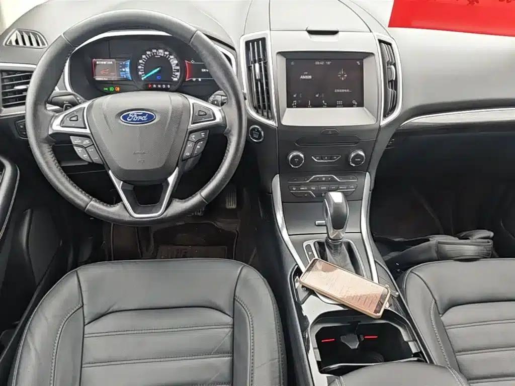 Edge 2018 EcoBoost 245 2WD Luxury 7-seater (National V Emission Standard) — миниатюра 10