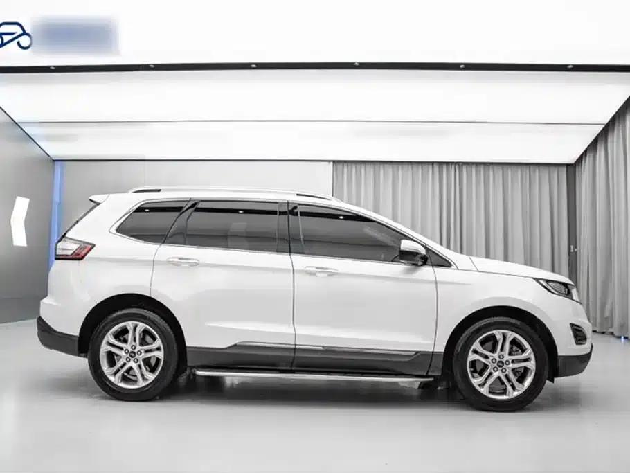 Edge 2016 EcoBoost 245 AWD Luxury 7-seater — миниатюра 11