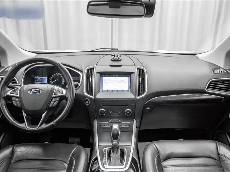 Edge 2016 EcoBoost 245 AWD Luxury 7-seater — миниатюра 17
