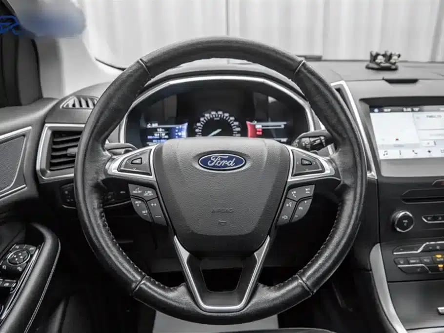 Edge 2016 EcoBoost 245 AWD Luxury 7-seater — миниатюра 18