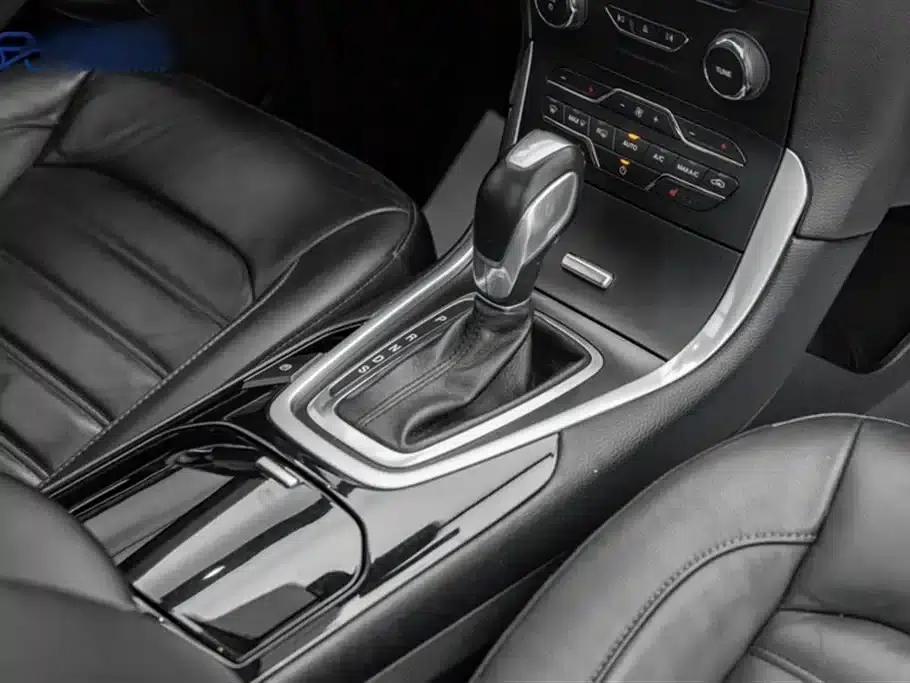 Edge 2016 EcoBoost 245 AWD Luxury 7-seater — миниатюра 20